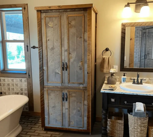 Timber Tradition 2 Door Linen Closet